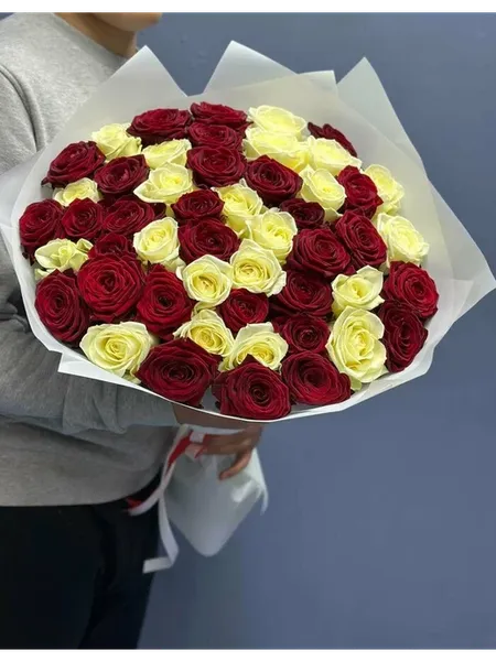 51 роза микс