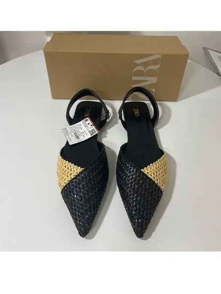 Туфли на плоской подошве с ремешком сзади от ZARA