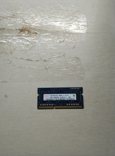 Оперативная память Оперативная память HMT112S6BFR6C - G7 NO AA - C 1GB 2Rx16 PC3 - 8500S -7 - 10 - A1 DDR3, 1 x 1 ГБ (HMT112S6BFR6C - G7 NO AA - C 1GB 2Rx16 PC3 - 8500S -7 - 10 - A1)