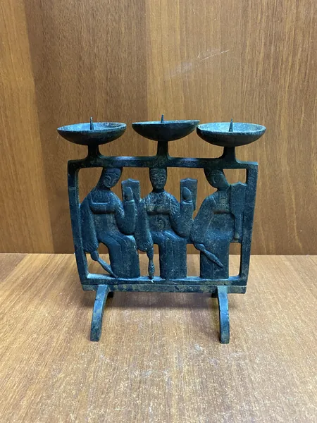 Подсвечник на 3 свечи "Три девицы" Чугун Куса, 1969 год СССР, высота 17 см Красивый! Винтаж!