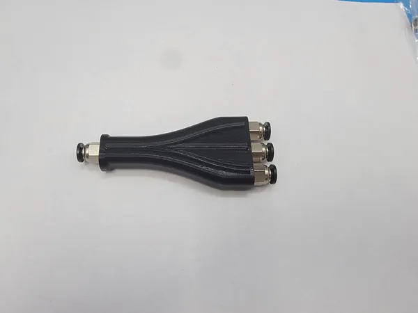 Разветвитель филамента для Bambu Lab X1/P1 X1C P1S P1P и других 3д принтеров