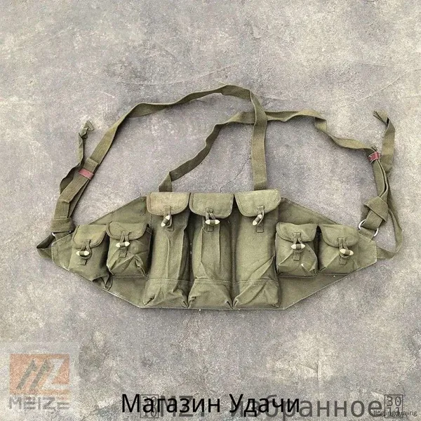 Разгрузка военная, китайский тип 56 Чи-ком(с хранения)Срок годности слишком велик. На некоторых продуктах есть белая плесень, и их можно обрабатывать водой. Не фотографируйте, если не возражаете.