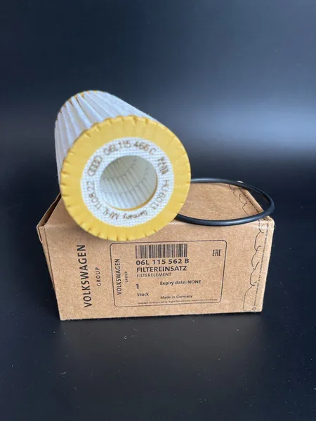 VAG PARTS Фильтр масляный арт. 06L115562B, 1 шт.