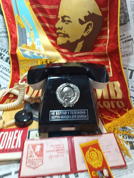 Телефон проводной бездисковый "ТА-68", 1982 год, новый (в родной колобке), СССР
