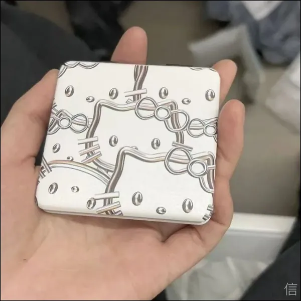 Зеркало карманное, 15 см х 3 см, 1 шт